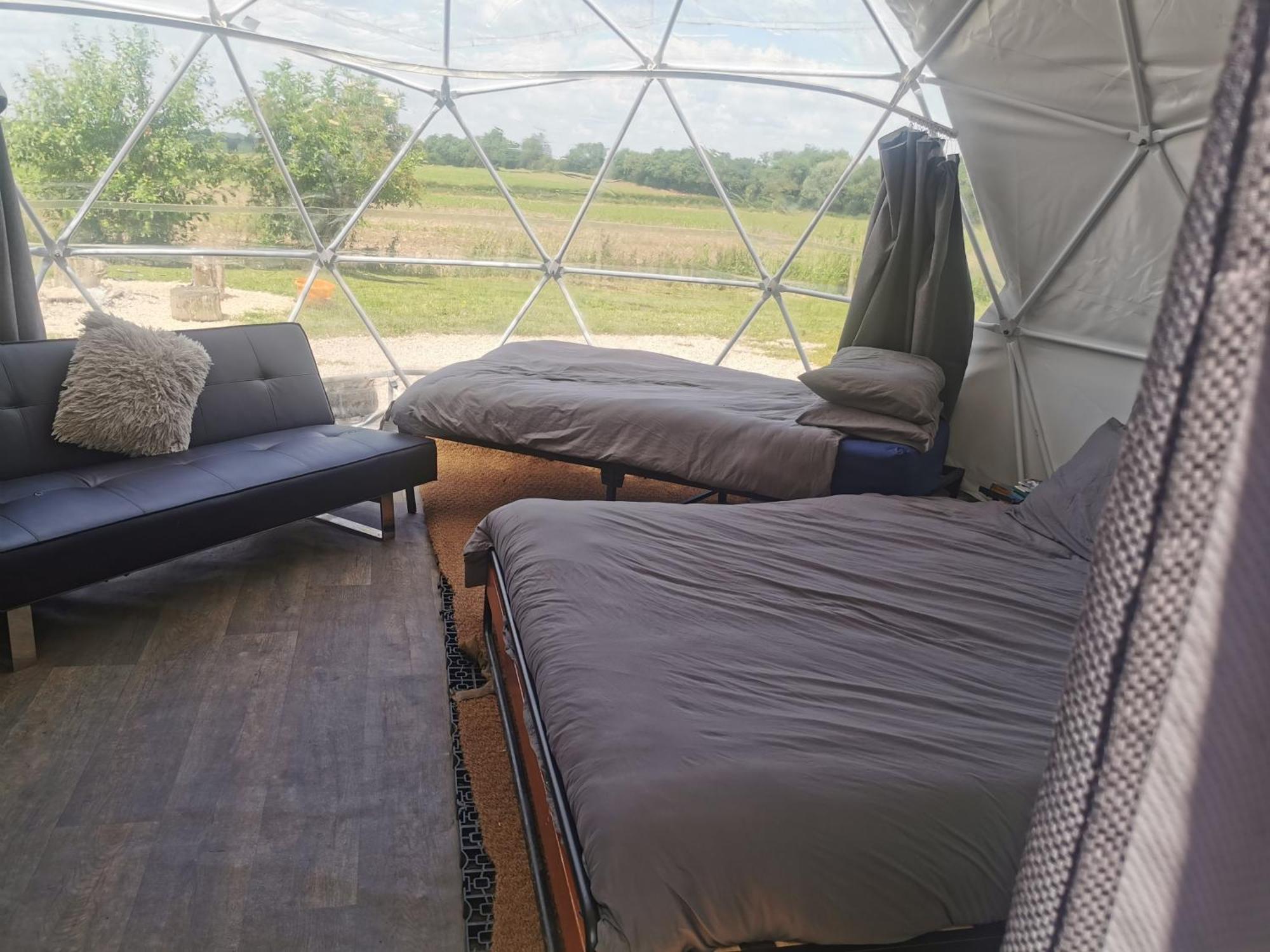 Secret Heated Dome Lincoln Firepit Projector Lägenhet Rum bild